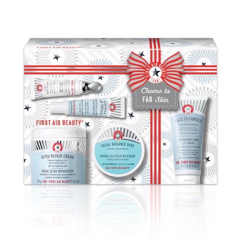 First Aid Beauty Cheers to FAB Skin Set (Worth £70.00): Image 41