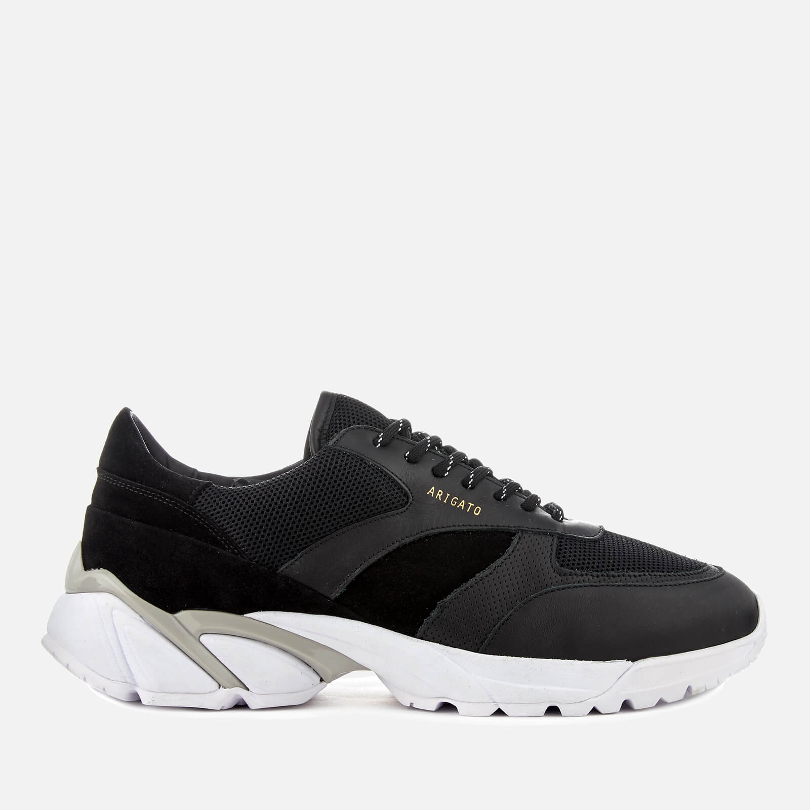 axel arigato tech runner black
