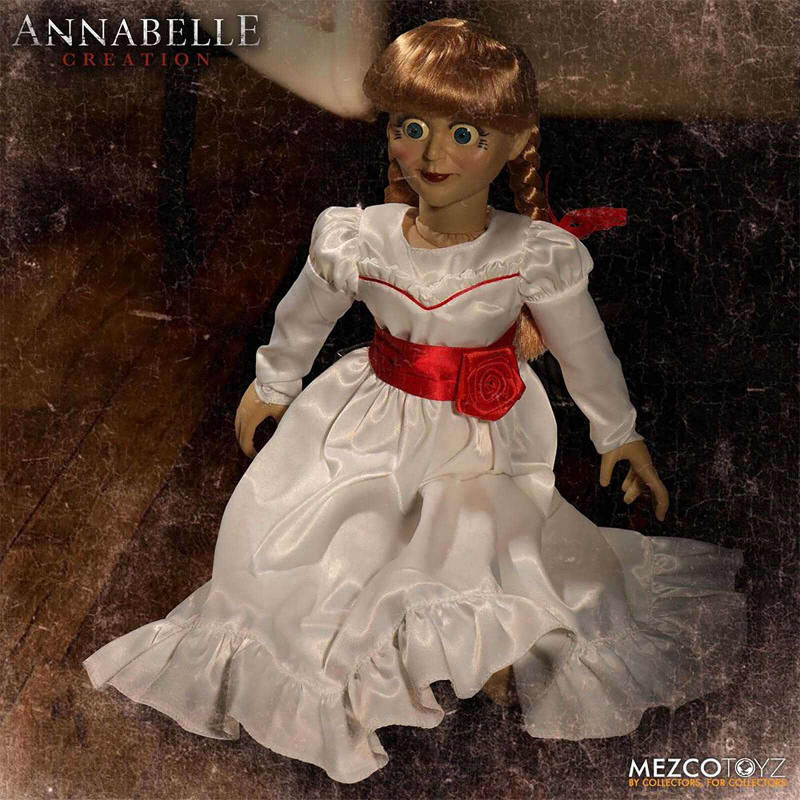 Poupée Annabelle Mezco - Réplique du Film Merchandise | Zavvi France