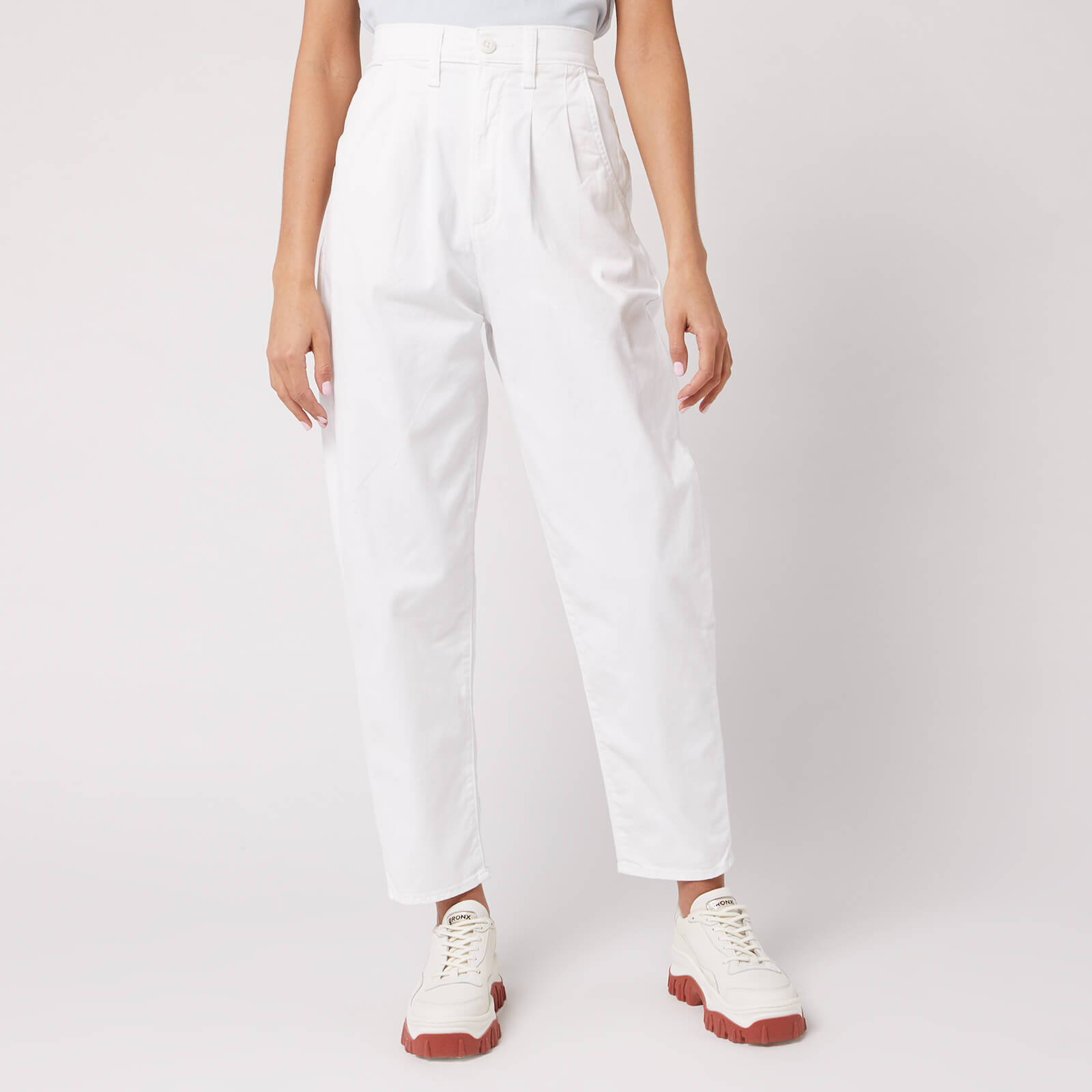 levi's balloon pants white