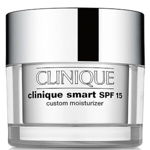 Clinique Smart SPF 15 Custom Repair Moisturiser - Dry to Combination Skin - 50ml