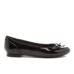 clarks flat black shoes womens