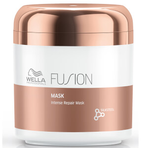 Восстанавливающая маска для волос Wella Professionals FUSION Mask 150 мл