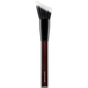 Kevyn Aucoin The Angled Foundation Brush