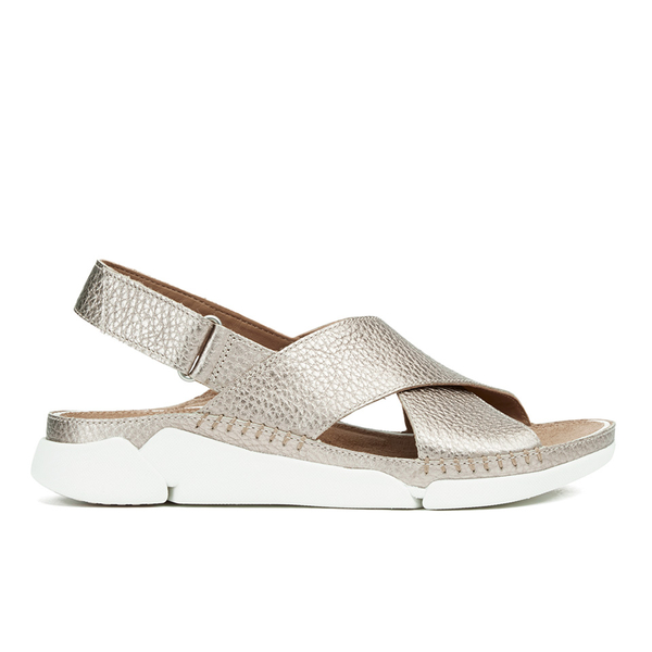 clarks gold flip flops