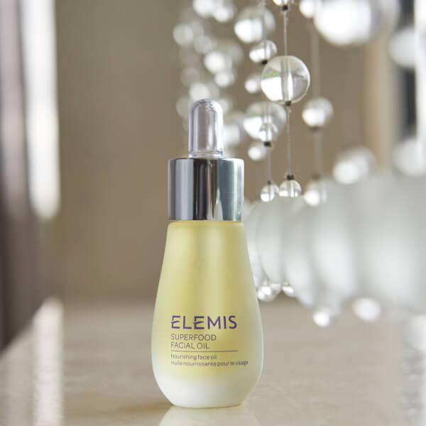 Facials - ELEMIS Superfood Pro-Radiance Facials - ELEMIS Superfood Pro-Radiance