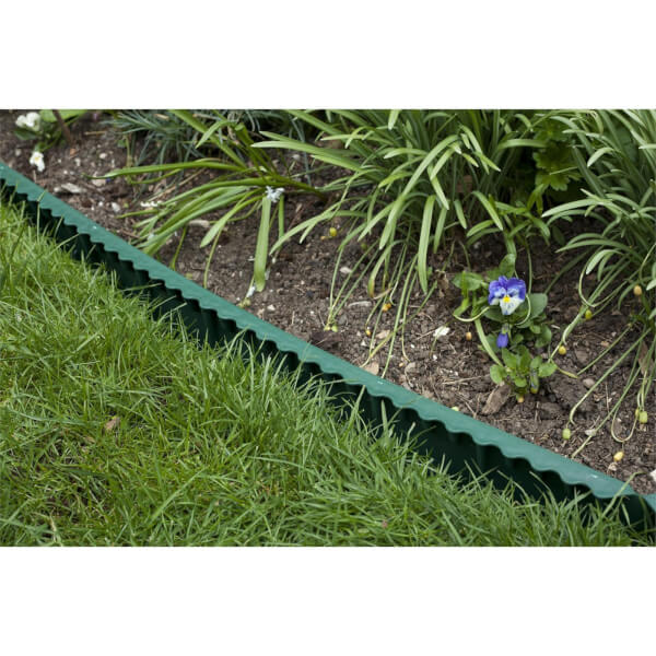 Apollo Green Plastic Lawn Edging Homebase