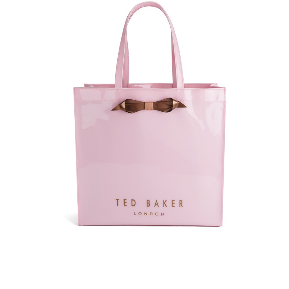 Ranks & Geography Enjoy luxury shopping at more than designer and fashion brands with up to 60% off RRP. From 46 minutes from London Marylebone and 10 minutes from Oxford by train, plan your visit today!