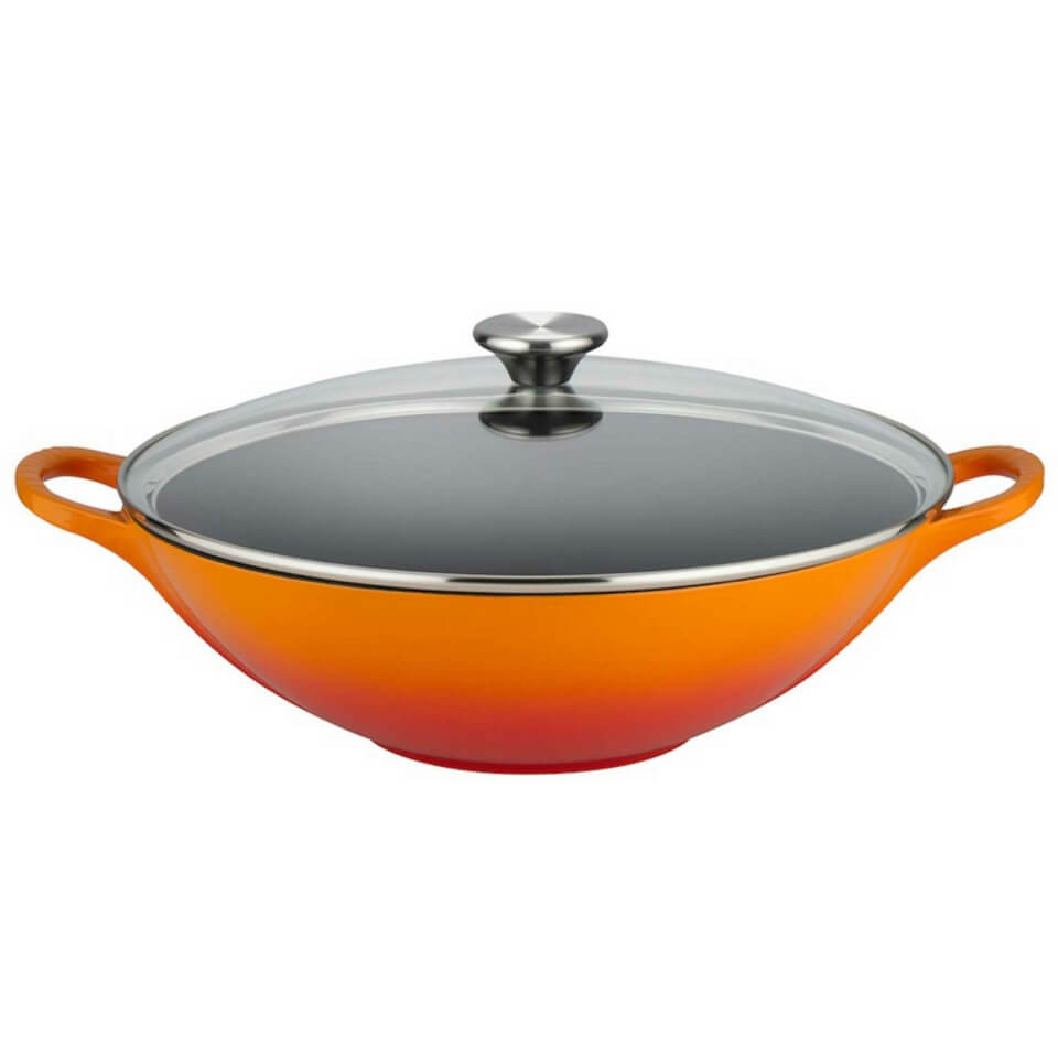 le-creuset-cast-iron-wok-with-glass-lid-32cm-volcanic-free-uk