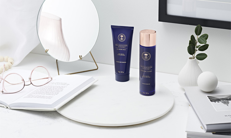95% agree their skin looks smoother | 87% agree their fine lines and wrinkles are visibly reduced+ | + When using Frankincense Intense Hydrating Essence & Frankincense Intense Age Defying Serum together. Based on a consumer trial with 60 women after 4 weeks.