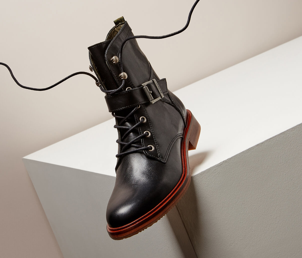SHOP BOOTS