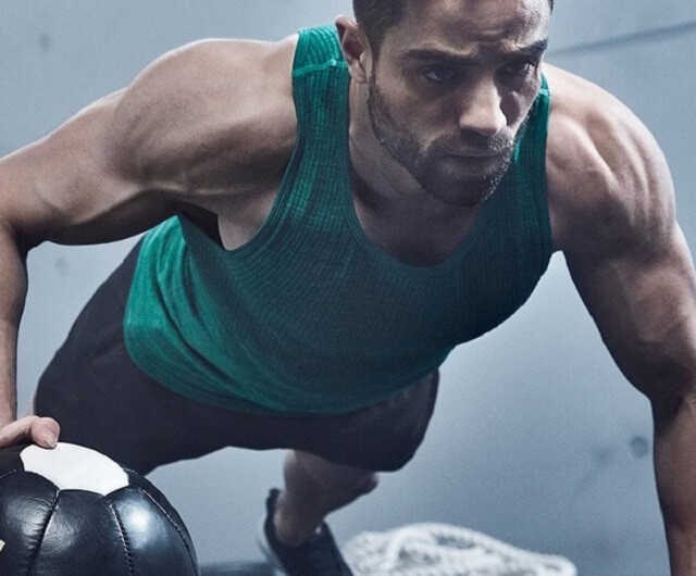 <b>MASSIVE SCHULTERN</b>